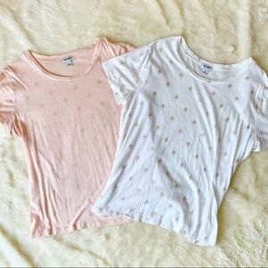 Old Navy bundle Short Sleeve Top w/ Gold design